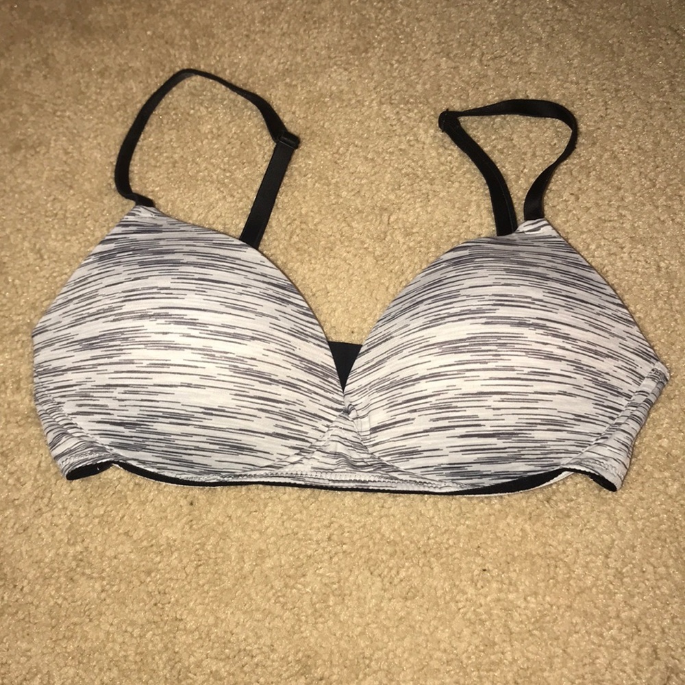 Victoria’s Secret PInk Bra. Size 34C